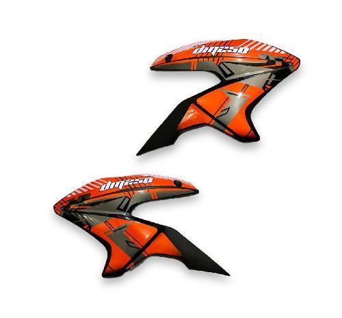 CUBIERTAS LATERALES DE TANQUE ITALIKA DM250 NEGRO-NARANJA